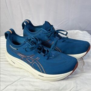 ASICS Gel Nimbus 26 Blue and Orange Athletic Shoe Size 11 Worn Once